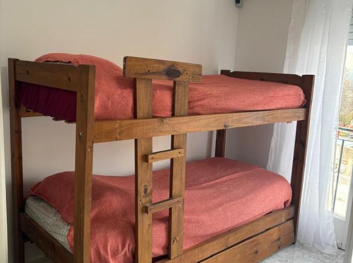 Foto de DEPARTAMENTO 1 AMBIENTE AMPLIO AL LATERAL CON BALCON, PARA 3 PERSONAS, imagen 3