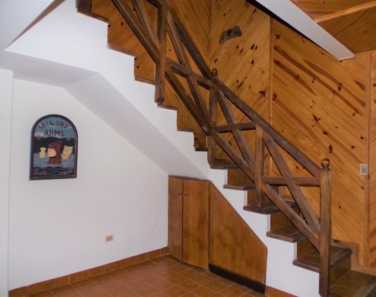 Chalet Sobre 2 Lotes, C/piscina en Sta. Clara del Mar Vende o Permuta 3