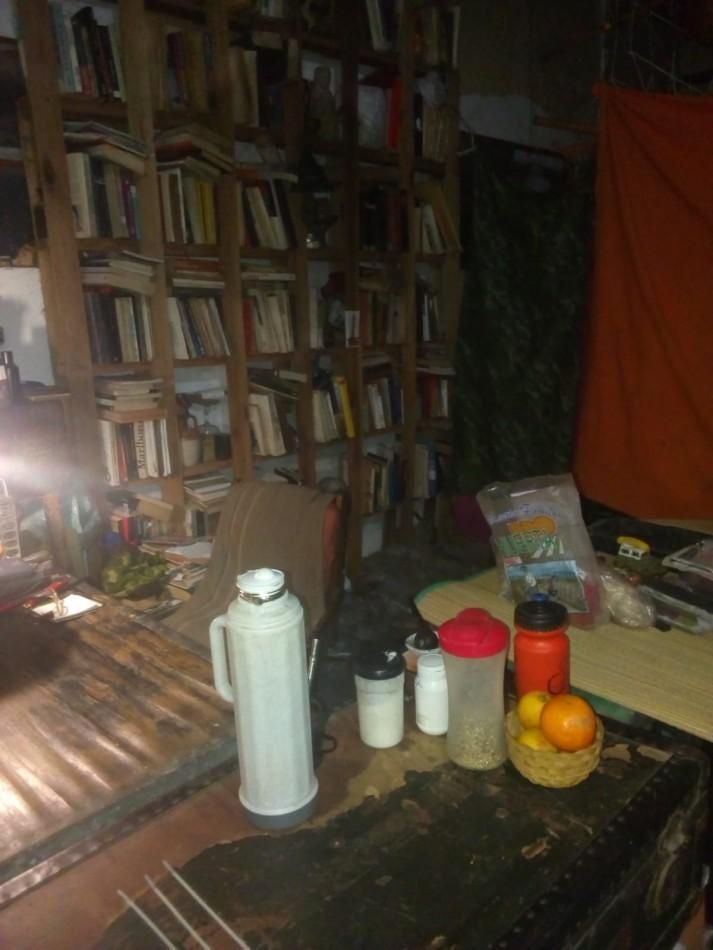 Galpon con Fosa Mas Departamento 2 Ambientes con Entrada Independiente 3