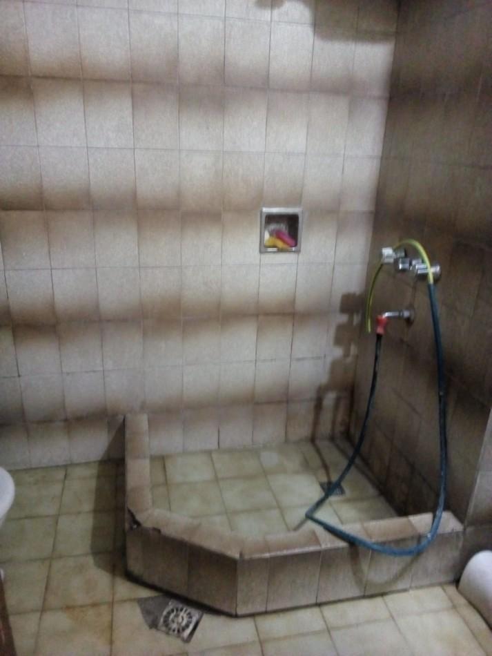Galpon con Fosa Mas Departamento 2 Ambientes con Entrada Independiente 5