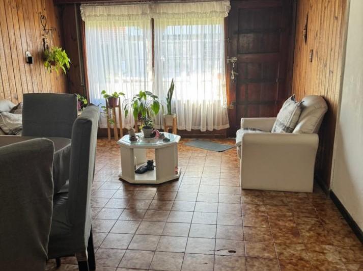 DOS CASAS DE 3 AMBIENTES MAS UN GALPON EN EL BARRIO LAS AVENIDAS. APTO CREDITO 2