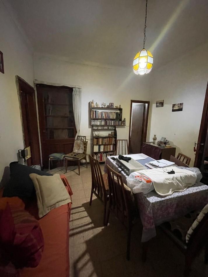 Foto de PH DE 2 AMB CON PATIO EN PLANTA BAJA POR PASILLO EN PROCESO DE RECICLADO, imagen 3