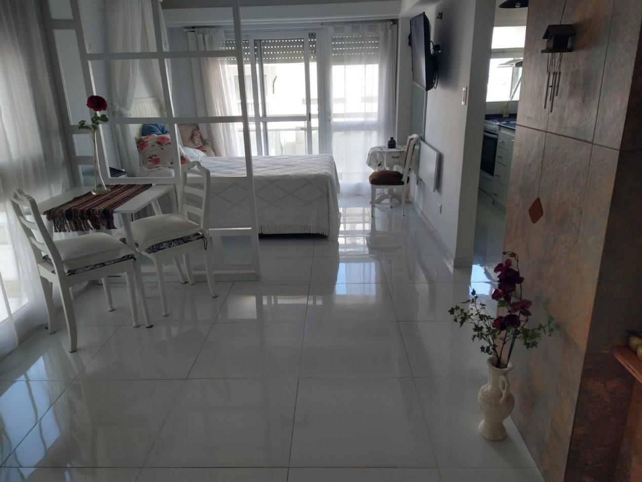 Foto de DEPARTAMENTO CON VISTA AL MAR PARA 2 O 3 PERSONAS SE ALQUILA POR DIA O, imagen 3