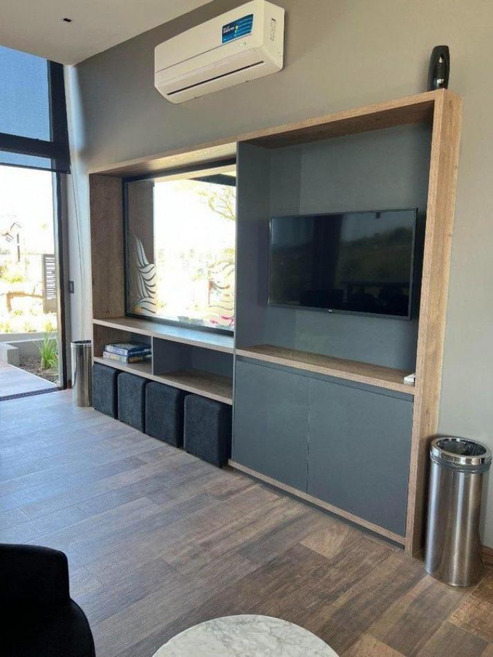 Foto de LOTE DE 712M2 EN VENTA EN BARRIO PRIVADO DEVELOPER PARK VENDE Y PERMUTA, imagen 3