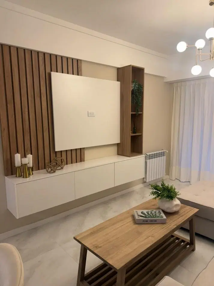 DEPARTAMENTO 3 AMBIENTES CON BALCON CORRIDO A LA CALLE Y COCHERA EN ALDREY 3
