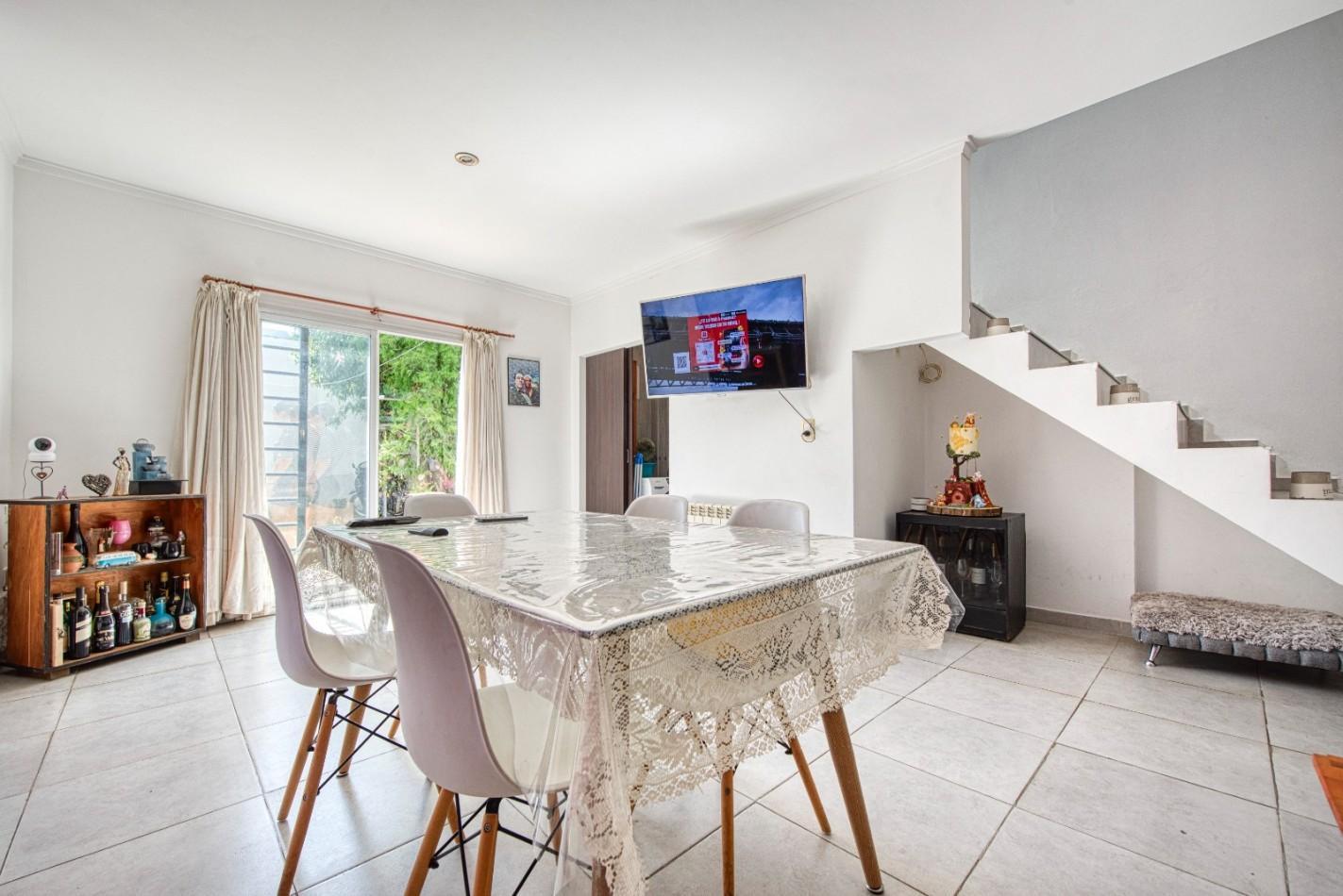 PH 4 AMBIENTES TIPO DUPLEX AL FRENTE CON PARQUE TOTALMENTE INDEPENDIENTE