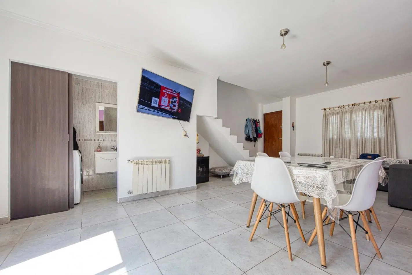 PH 4 AMBIENTES TIPO DUPLEX AL FRENTE CON PARQUE TOTALMENTE INDEPENDIENTE 4