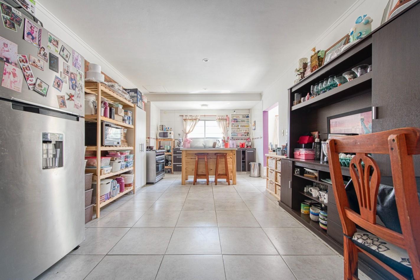 Foto de PH 4 AMBIENTES TIPO DUPLEX AL FRENTE CON PARQUE TOTALMENTE INDEPENDIENTE, imagen 4
