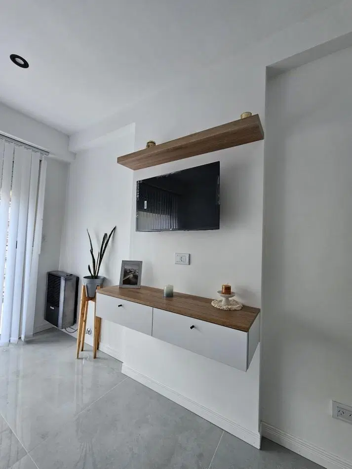 DEPARTAMENTO 3 AMBIENTES A LA CALLE CON BALCON TERRAZA EN PLAZA COLON 3