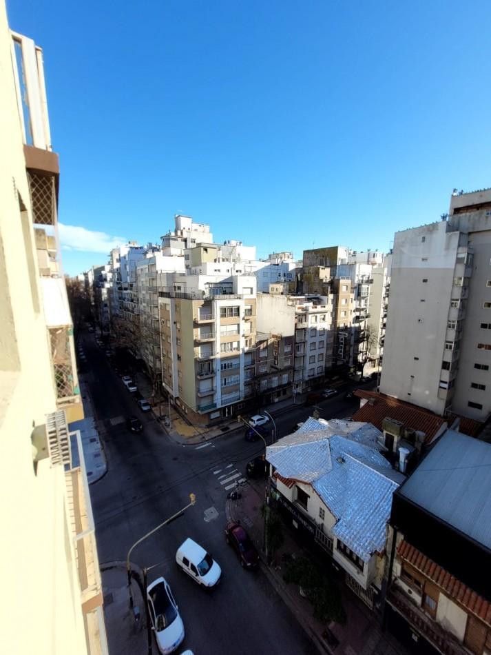 Foto de DEPARTAMENTO 1 AMBIENTE A LA CALLE TODO RECICLADO EN ALDREY, imagen 4