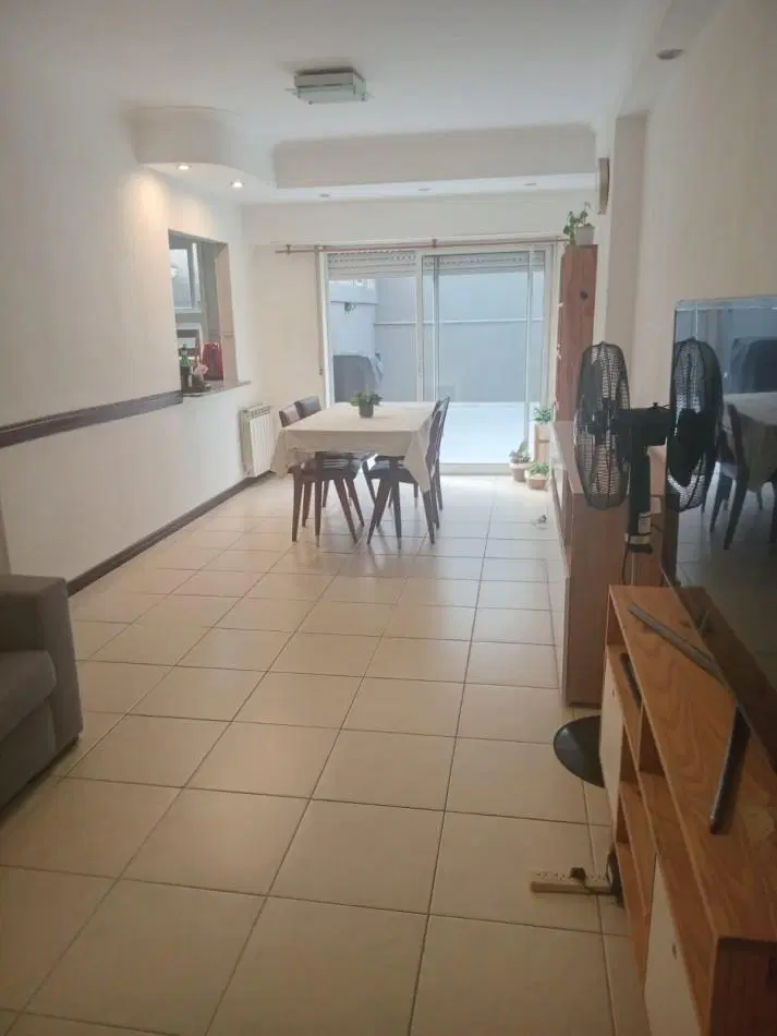 DEPARTAMENTO 3 AMBIENTES CON 2 PATIOS EN PLAZA MITRE SE ALQUILA POR 12 MESES 2