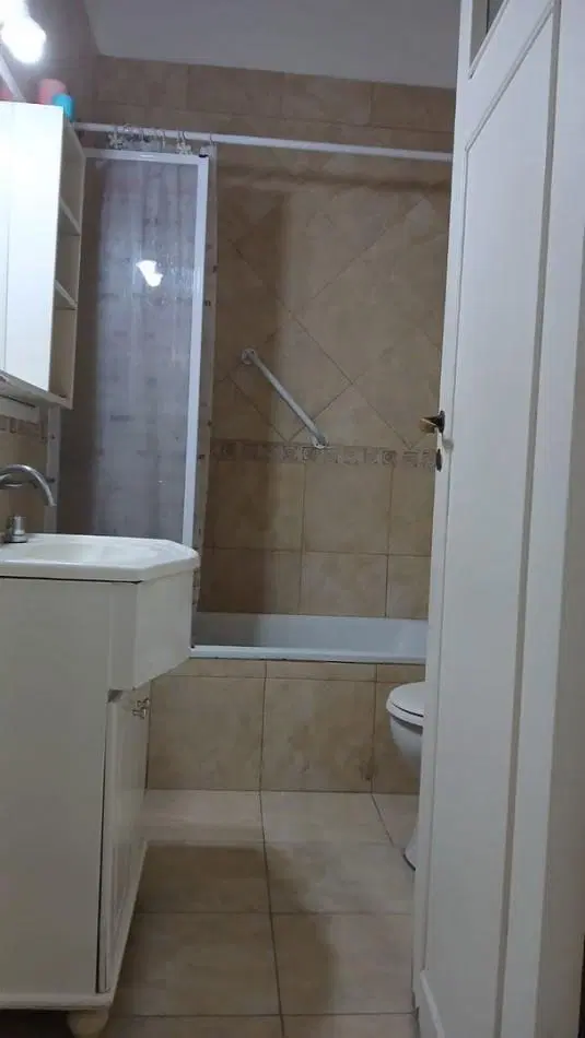 DEPARTAMENTO 3 AMBIENTES AL CONTRAFRENTE CON PATIO Y DEPENDENCIA DE SERVICIO EN PLAYA CHICA 3