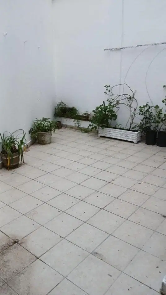 DEPARTAMENTO 3 AMBIENTES AL CONTRAFRENTE CON PATIO Y DEPENDENCIA DE SERVICIO EN PLAYA CHICA 2