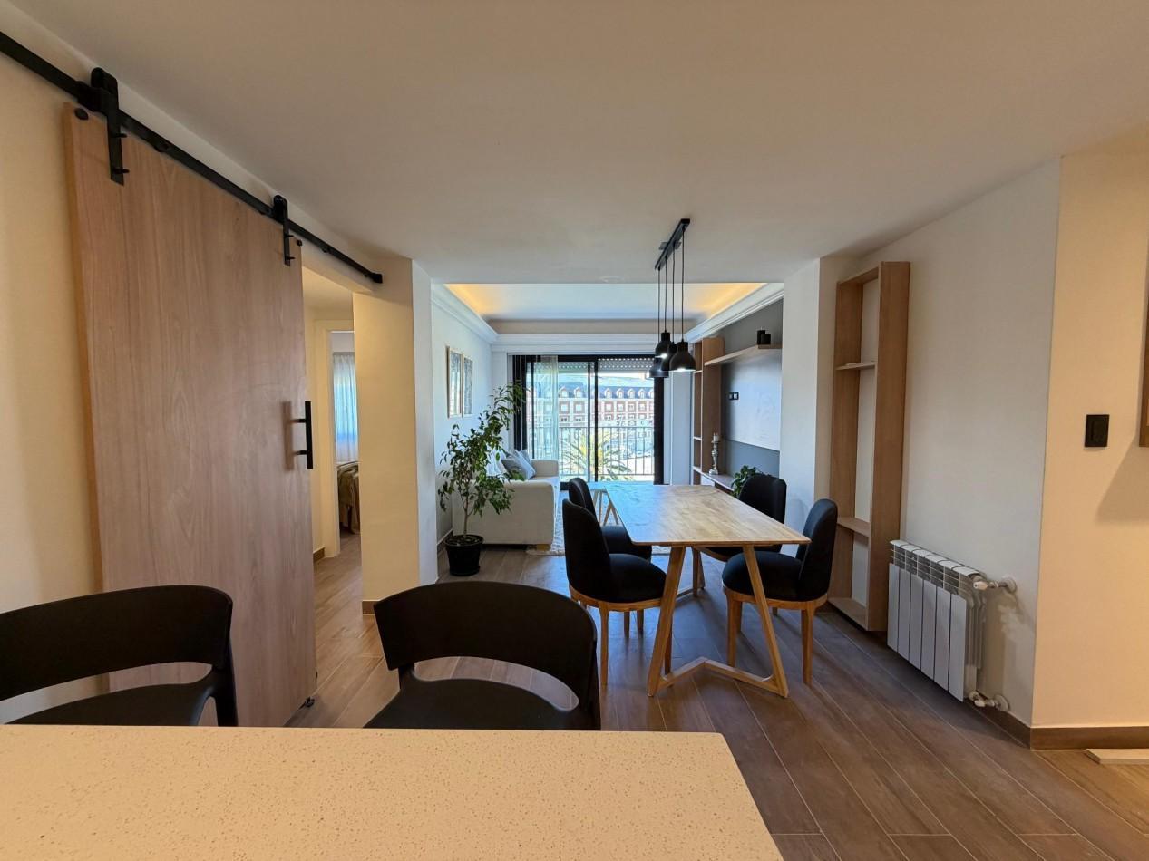 Foto de DEPARTAMENTO 3 AMBIENTES A LA CALLE CON BALCON Y COCHERA, VISTA AL MAR Y A PLAZA COLON, imagen 2