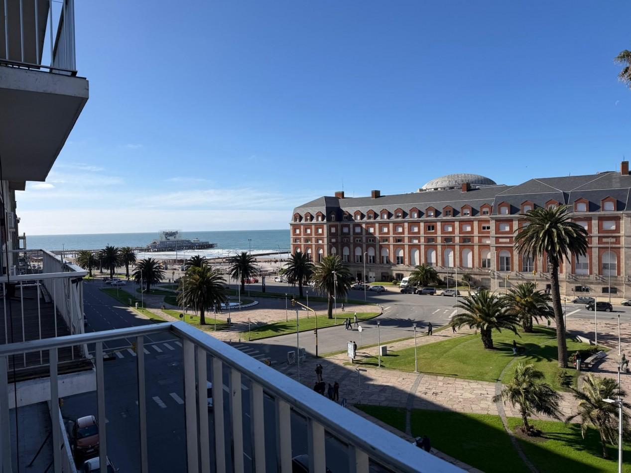 Foto de DEPARTAMENTO 3 AMBIENTES A LA CALLE CON BALCON Y COCHERA, VISTA AL MAR, imagen 1