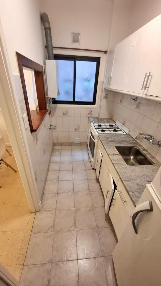 Foto de DEPARTAMENTO 2 AMBIENTES INTERNO A 150 METROS DE PLAZA COLON, imagen 3