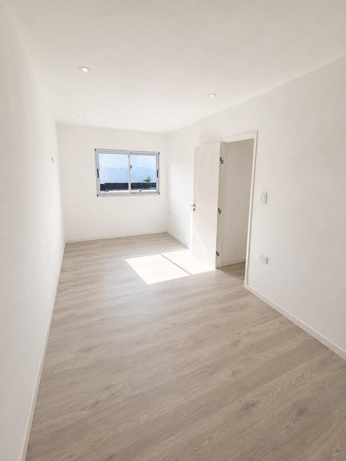 Foto de PH DE 4 AMB AL FRENTE, A ESTRENAR, APTO PROFESIONAL CON JARDIN, PATIO Y, imagen 2