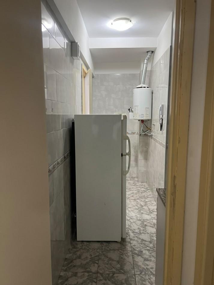 Foto de DEPARTAMENTO 3 AMBIENTES CON DEPENDENCIA AL CONTRAFRENTE, A METROS DEL, imagen 4