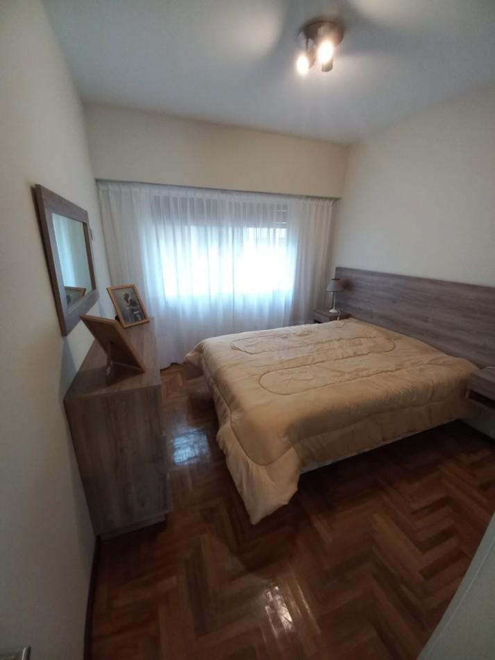 Foto de DEPARTAMENTO 2 AMBIENTES EXTERNO CON BALCON A LA CALLE EN EL CENTRO, imagen 3