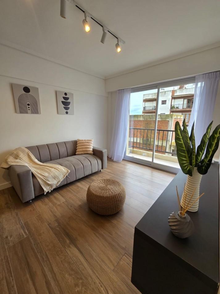 Foto de DEPARTAMENTO 2 AMBIENTES A LA CALLE CON DOBLE BALCON, imagen 2