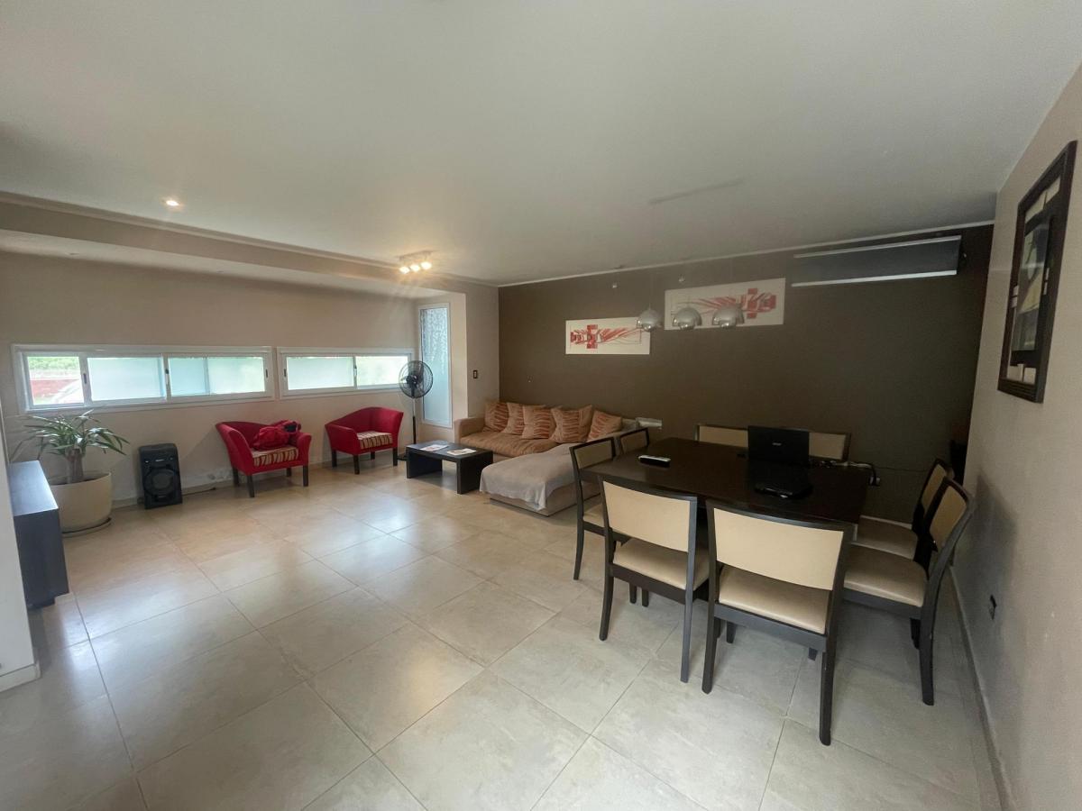 Fincas Dos Casa en Venta con Pileta 5