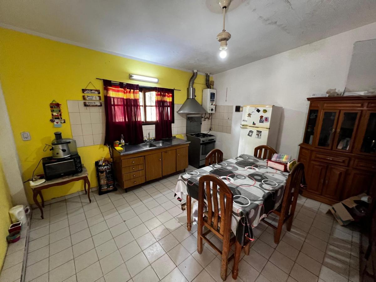 Venta de Casa Mas Depto Independiente en Barrio Inaudi! 3