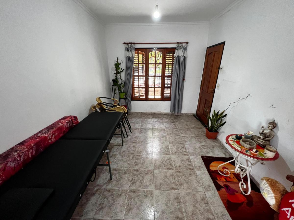 Venta de Casa Mas Depto Independiente en Barrio Inaudi! 2