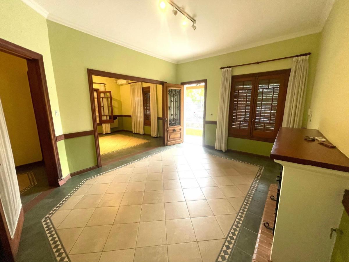 Rogelio Martinez Casa en Venta 2 Plantas 1