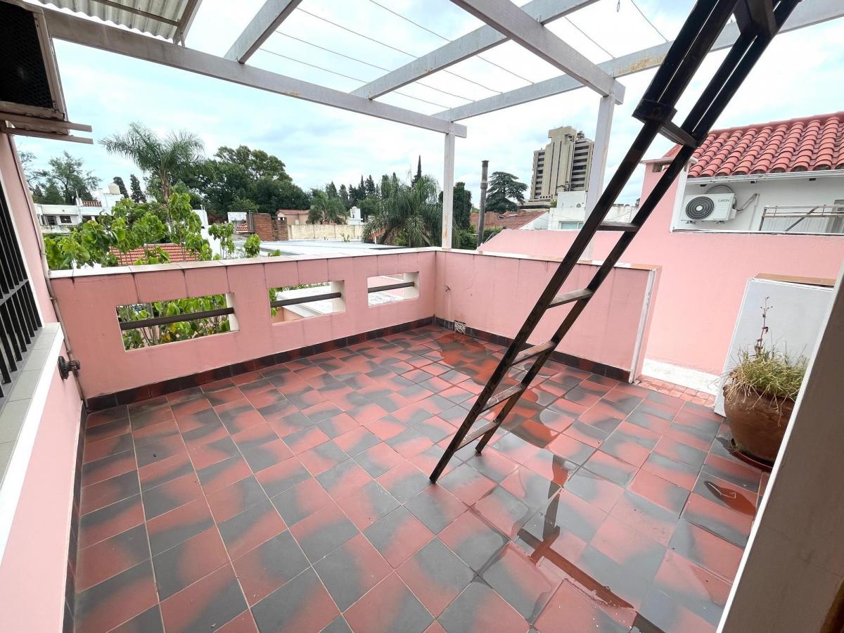 Rogelio Martinez Casa en Venta 2 Plantas 3