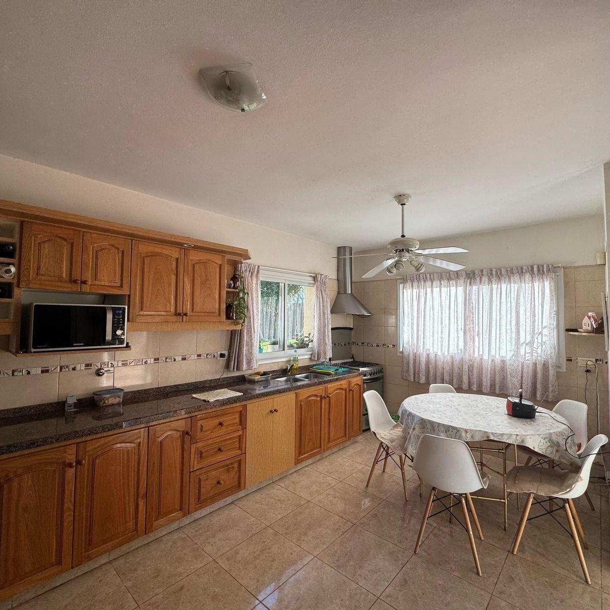 Foto de VENTA CASA EN BARRIO LOS ALGARROBOS, imagen 4