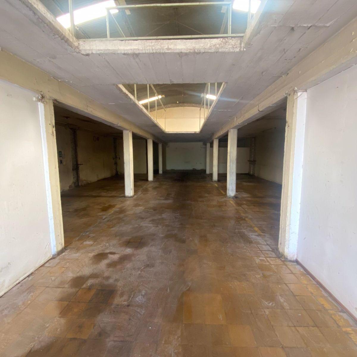 Oportunidad - Galpon a La Venta en Barrio Alto Alberdi! 5