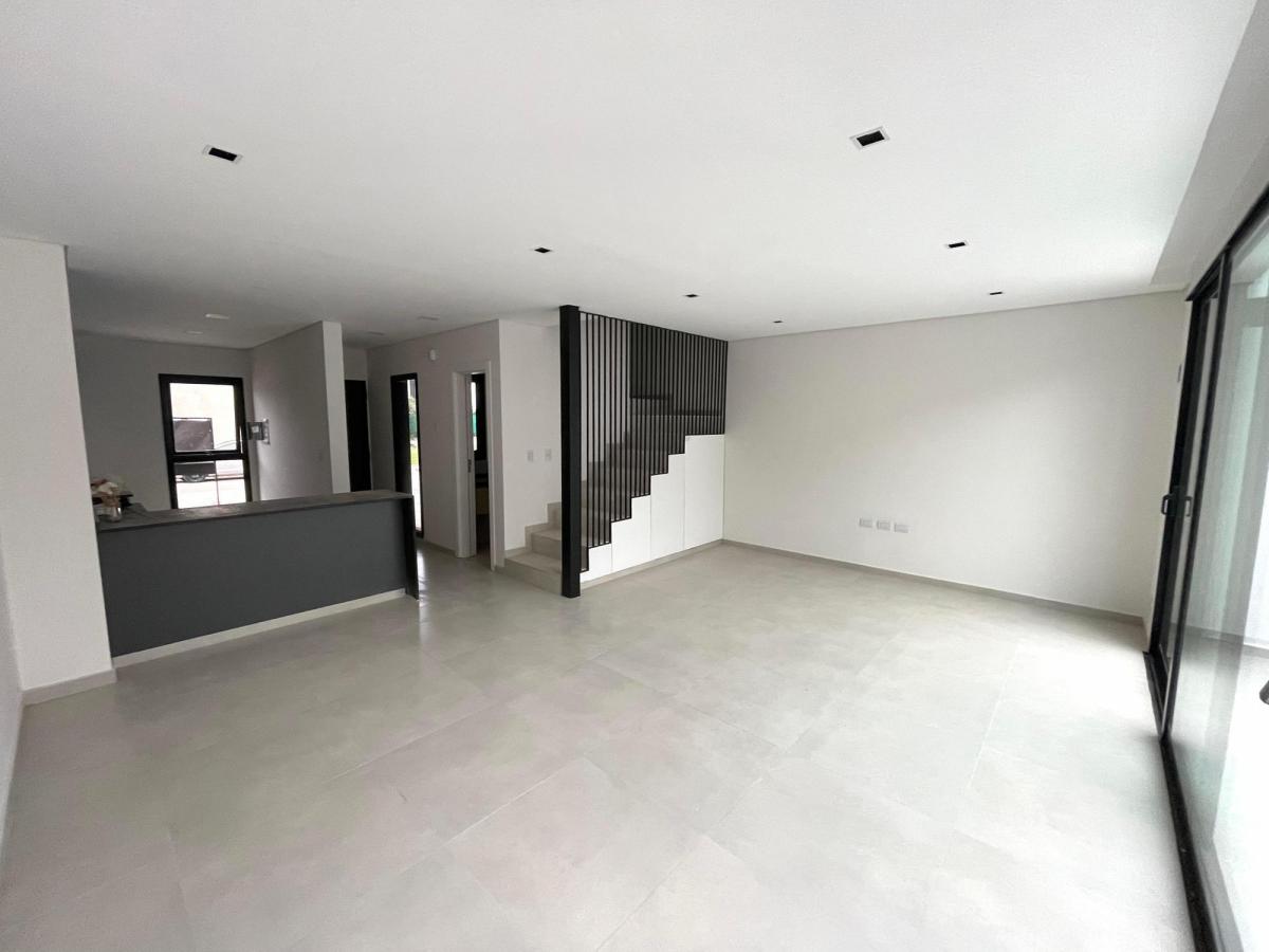 Prados de Manantiales Casa en Venta 3 Dorm. 2