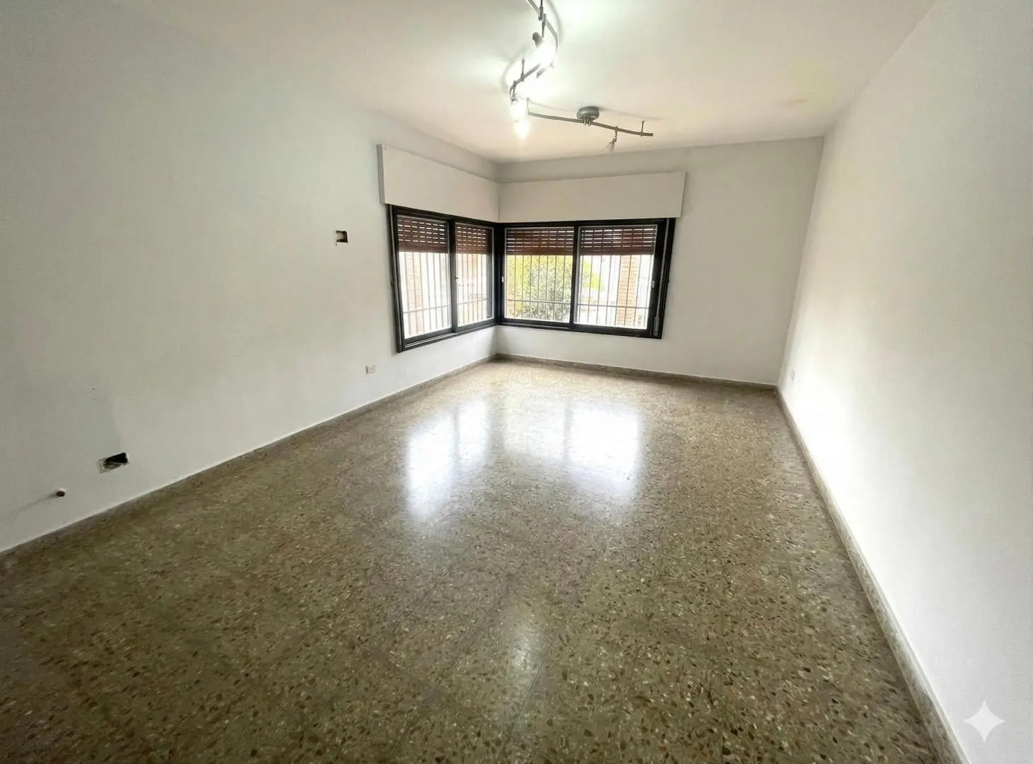 CASA EN VENTA BARRIO SAN RAFAEL 3 DORMITORIOS Y 3 BAÑOS 2