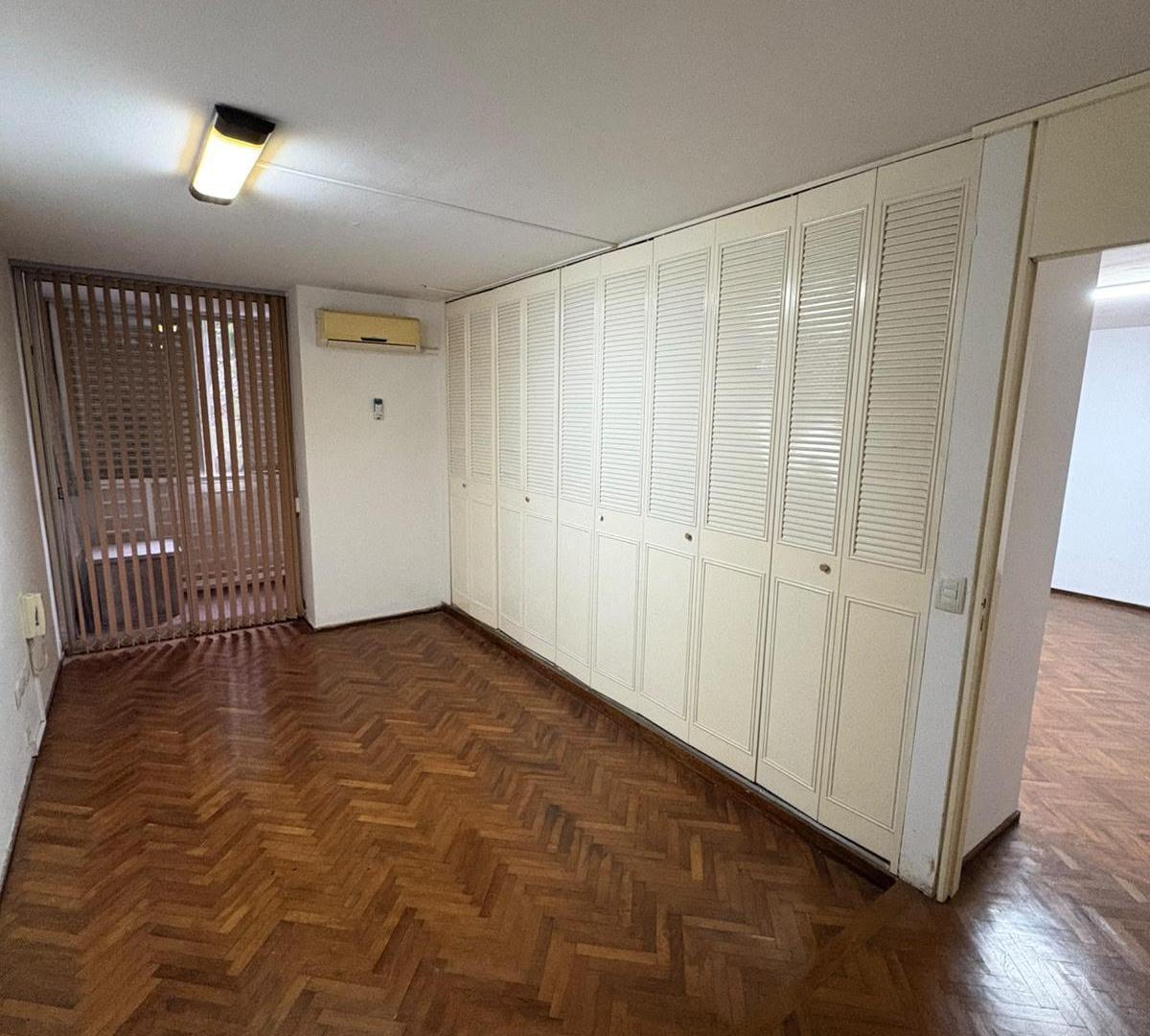 Foto de AMPLIO DEPARTAMENTO EN ZONA CENTRICA TRANQUILA, imagen 5