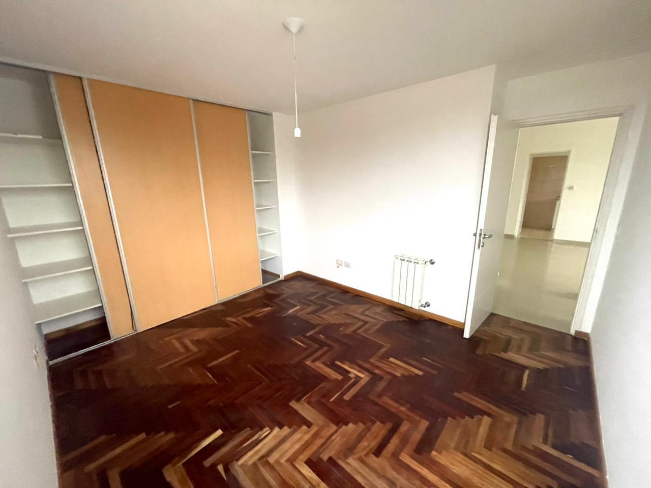 Foto de DEPARTAMENTO EN ALQUILER COMPLEJO CERRADO 2 DORMITORIOS CON COCHERA, imagen 3