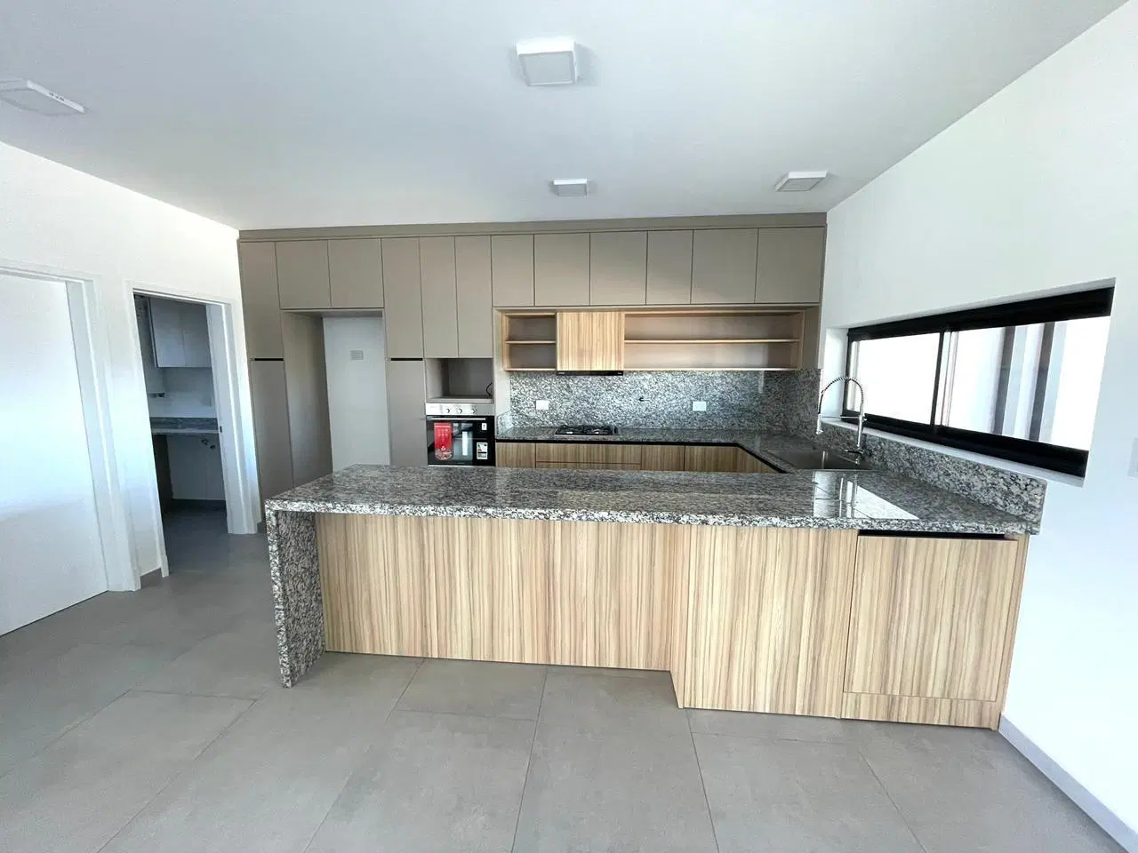 RINCONES DE MANANTIALES CASA EN VENTA A ESTRENAR PLANTA BAJA 3
