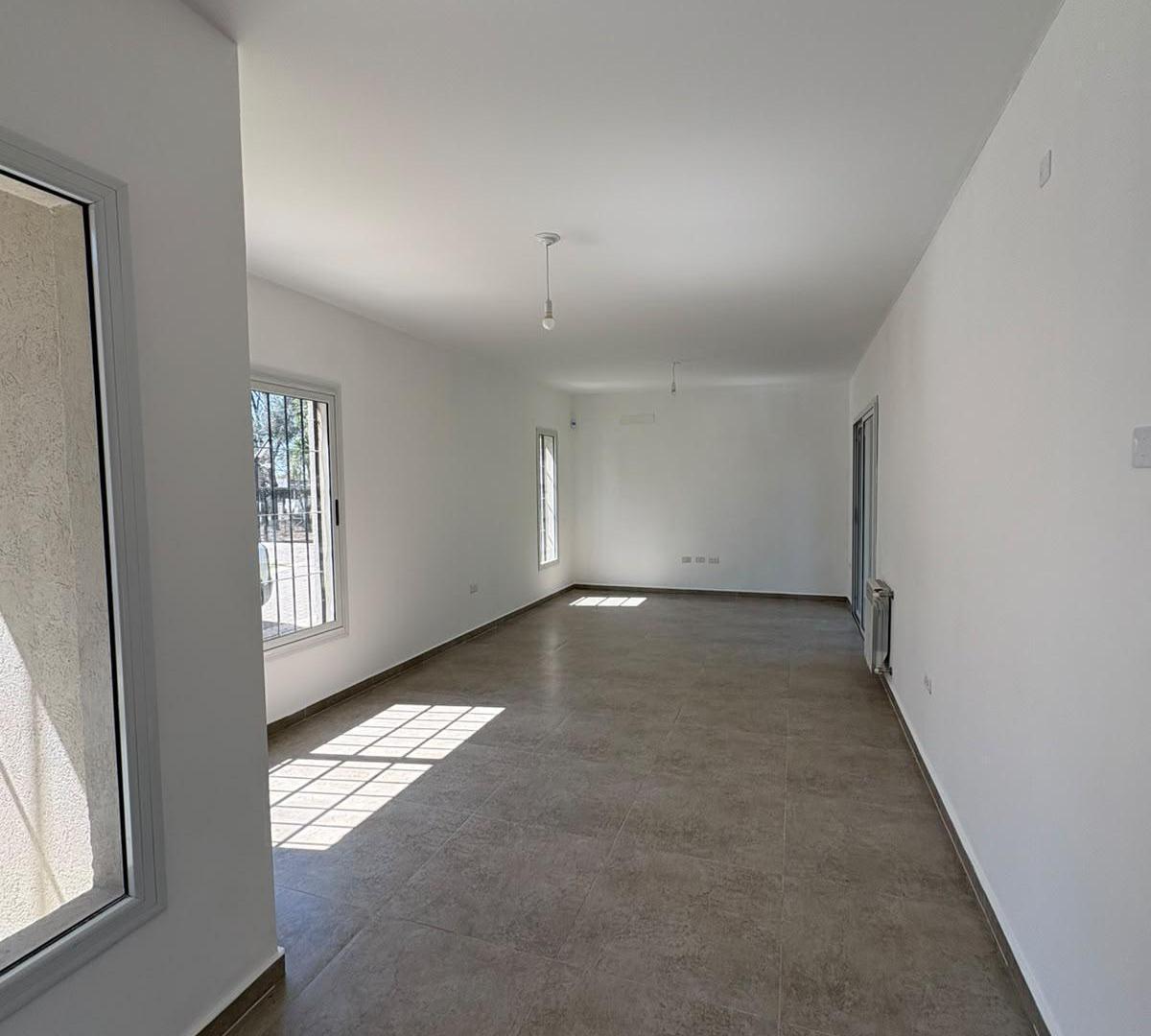 Casa en  complejo cerrado Villa Warcalde 3 dormitorios con pileta