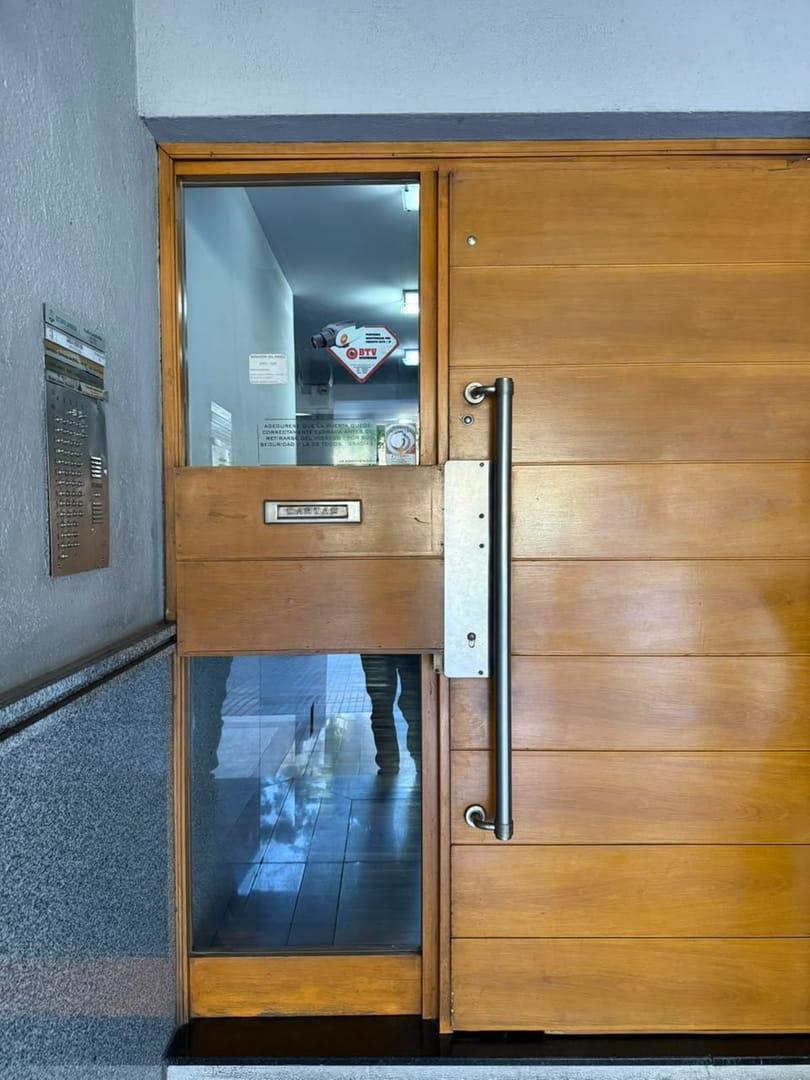 Foto de EXCELENTE OFICINAS EN ALQUILER - CENTRO 27 DE ABRIL, imagen 1
