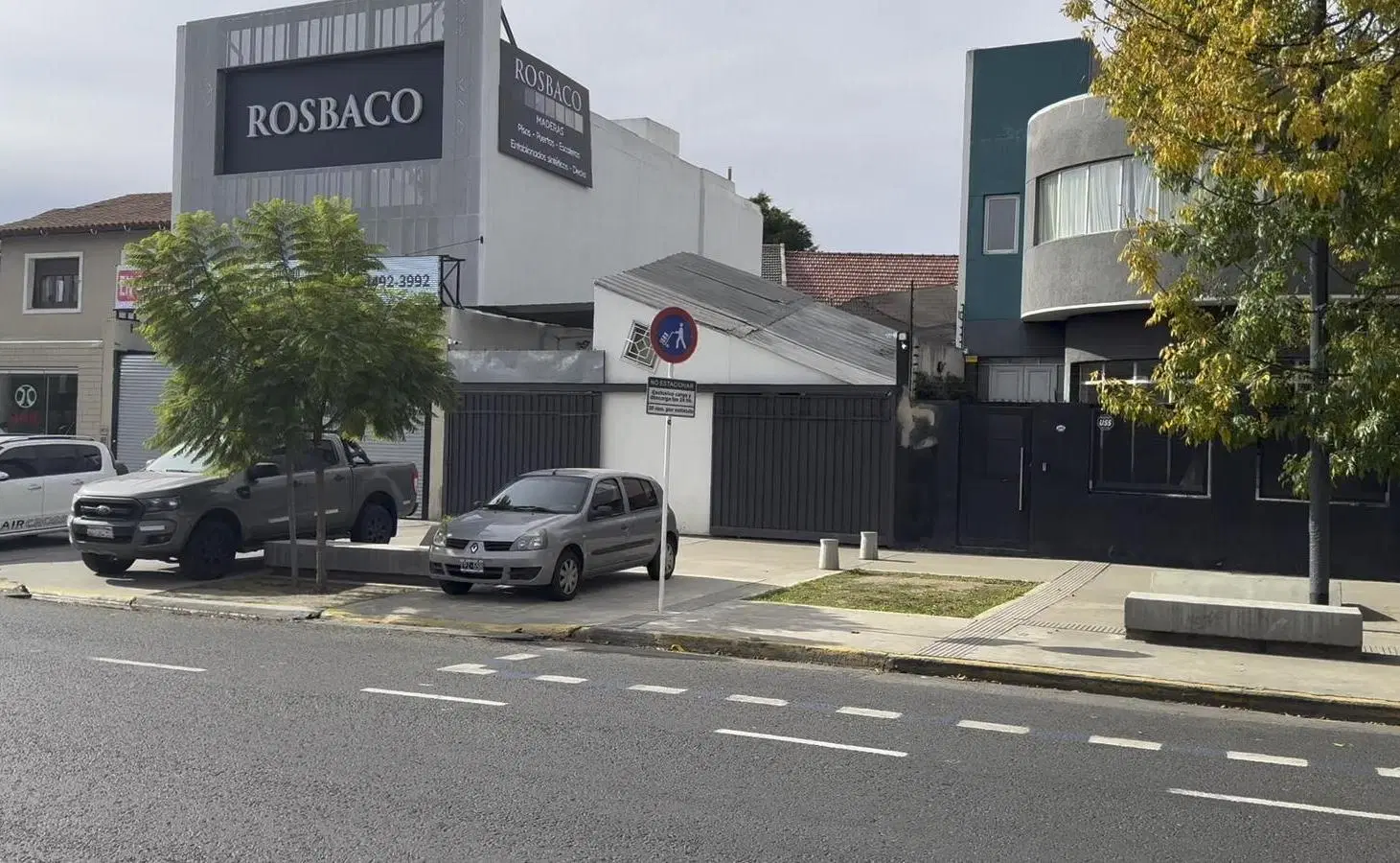 Lote sobre Avenida para Local Comercial 5