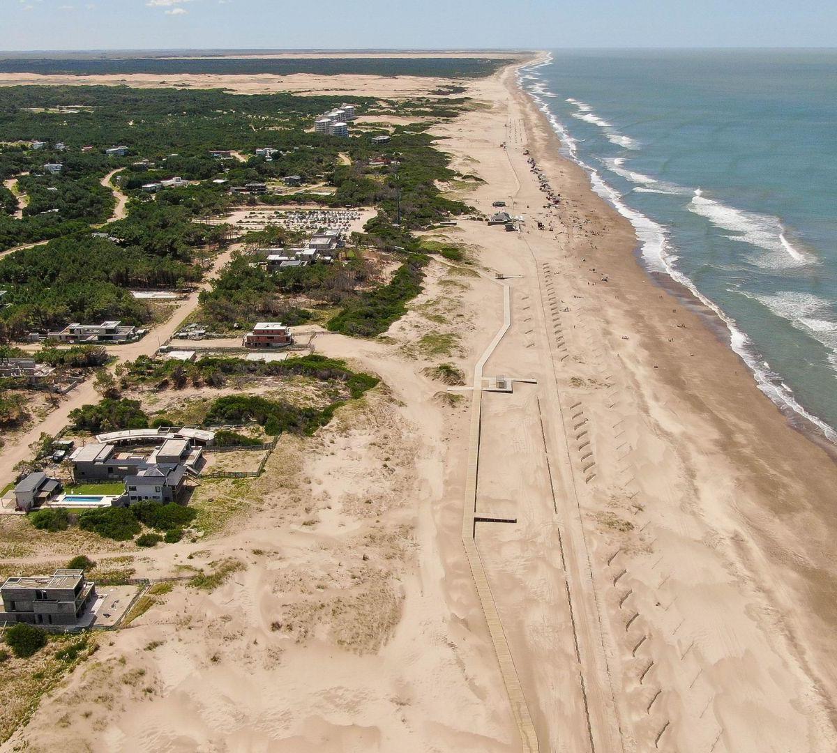 Lote en Venta en Costa Esmeralda Sector Residencial 1 Lote 478 2
