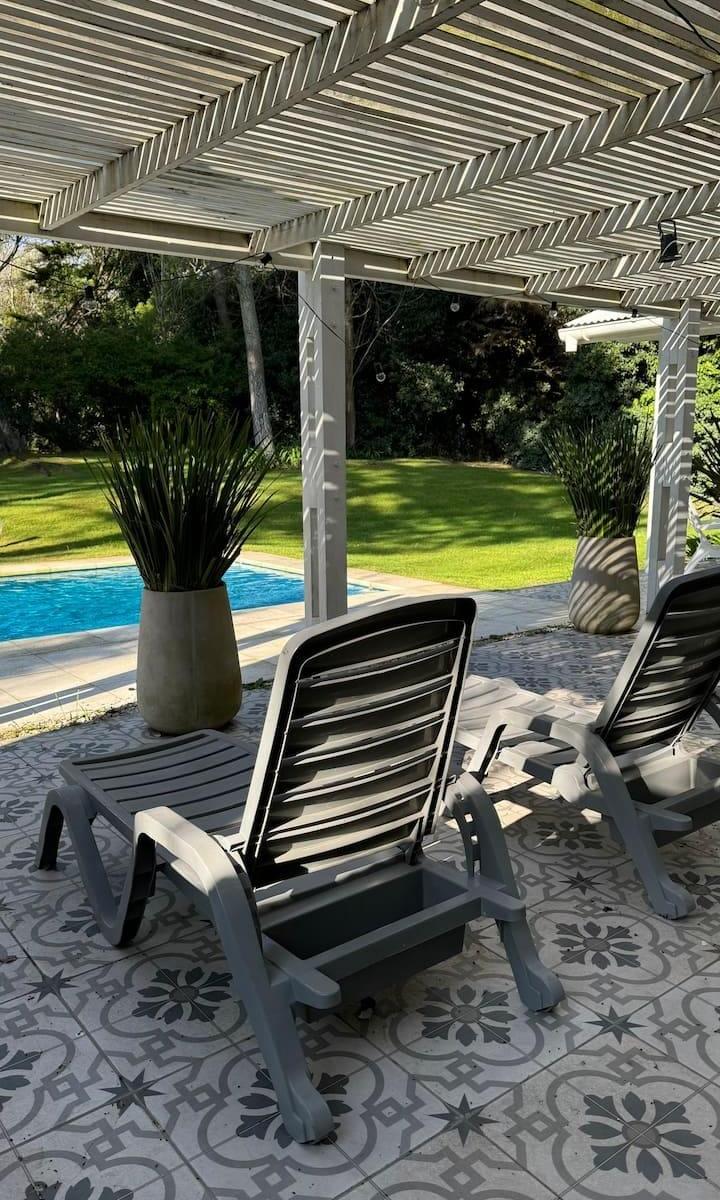 Foto de Casa en Carilo con piscina climatizada hasta 8 personas MIMBRE, imagen 5