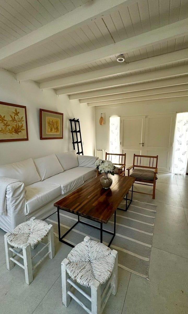 Foto de Casa en Carilo con piscina climatizada hasta 8 personas MIMBRE, imagen 3