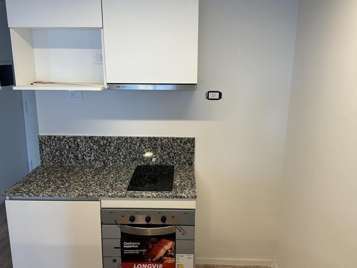 Venta Departamento 2 Ambientes - San Telmo - B Irigoyen 1100 - Balcon - Pozo - Apto Blanqueo! Dic 2025 2