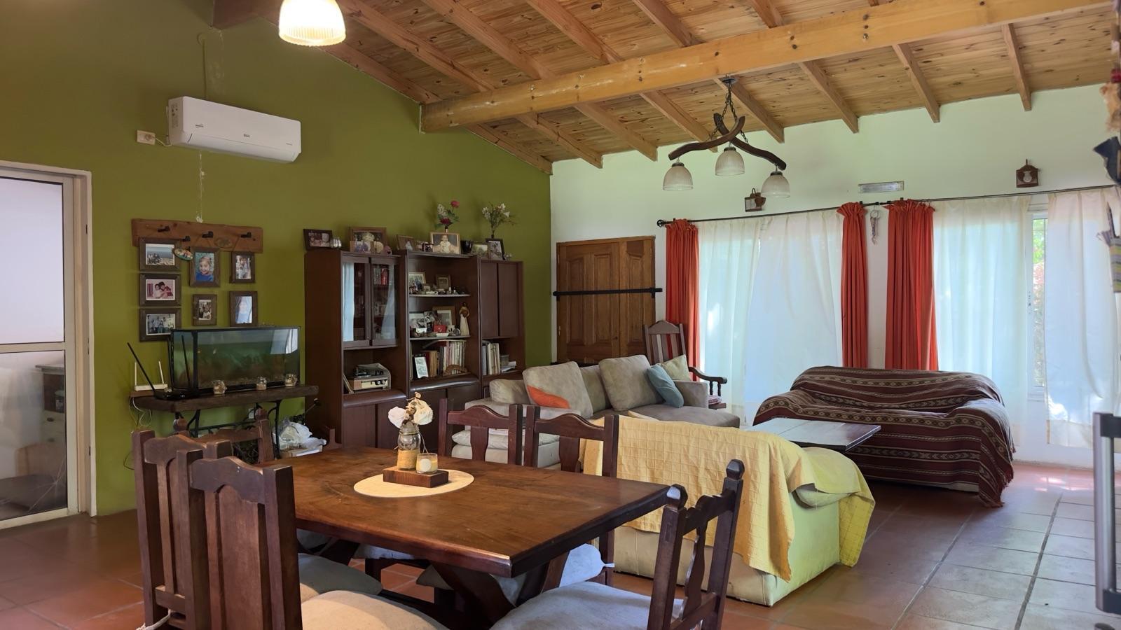 Foto de Casa en venta 5 ambientes 3-4 dormitorios quincho dependencia Quinta, imagen 4