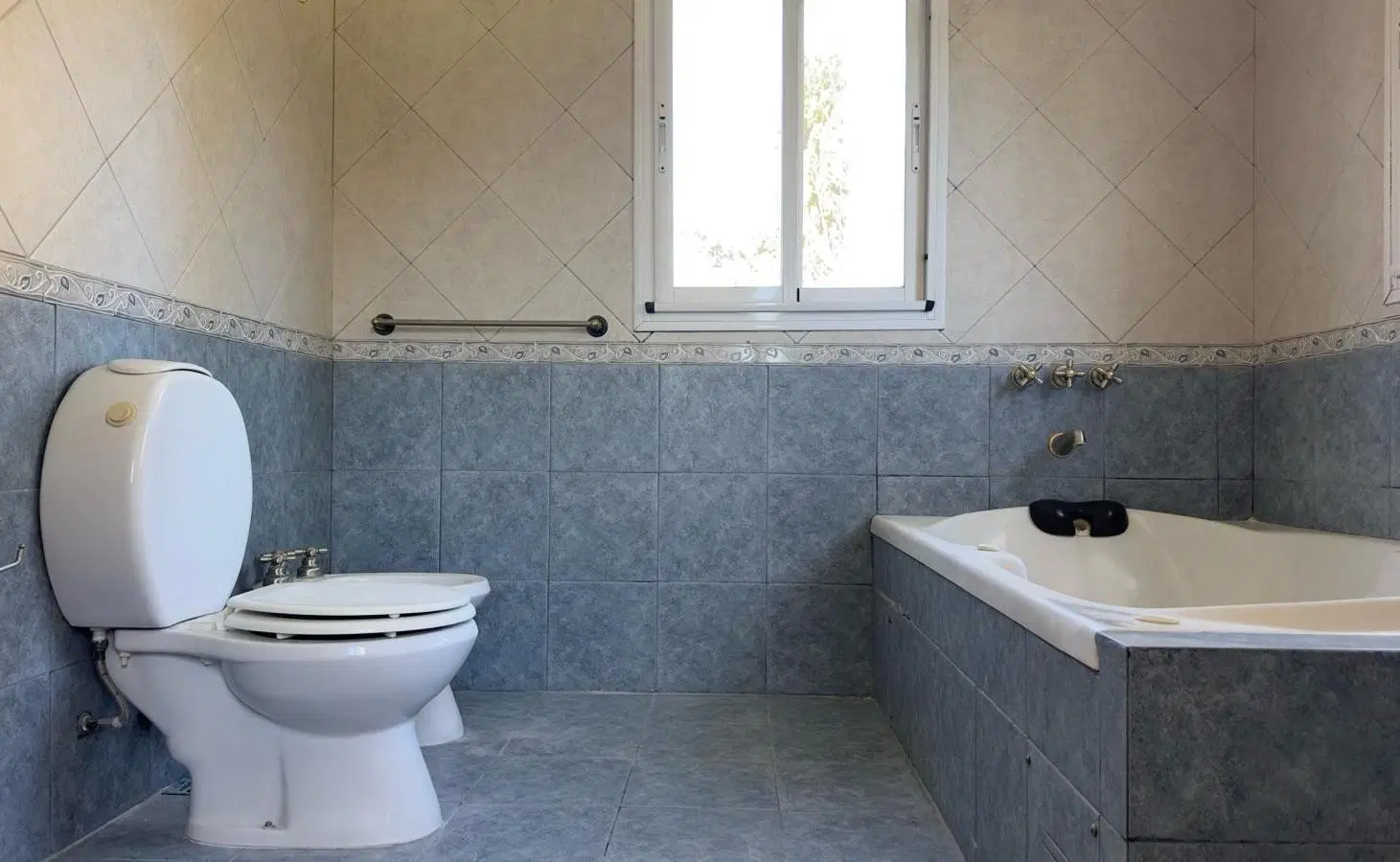 Casa en venta en barrio Alamo Alto-6amb-Pileta-Apto Credito. 8