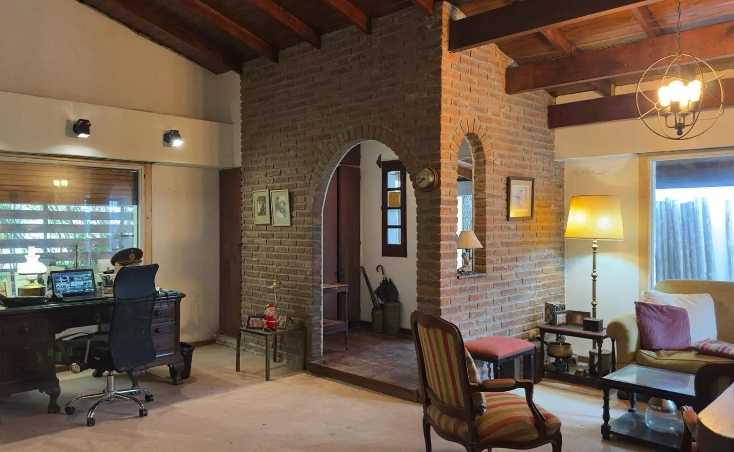 Casa en venta en barrio abierto Las Glorias-Ingeniero Maschwitz-4 ambientes-Escobar 2