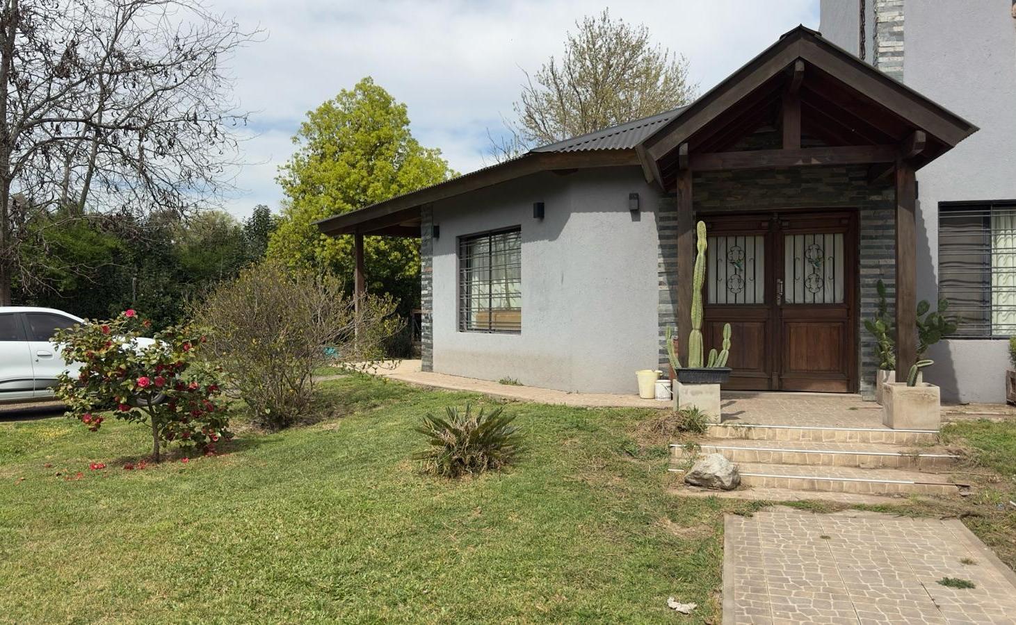 Foto de Casa en venta Loma Verde Escobar 3 dormitorios pileta amplio parque, imagen 1