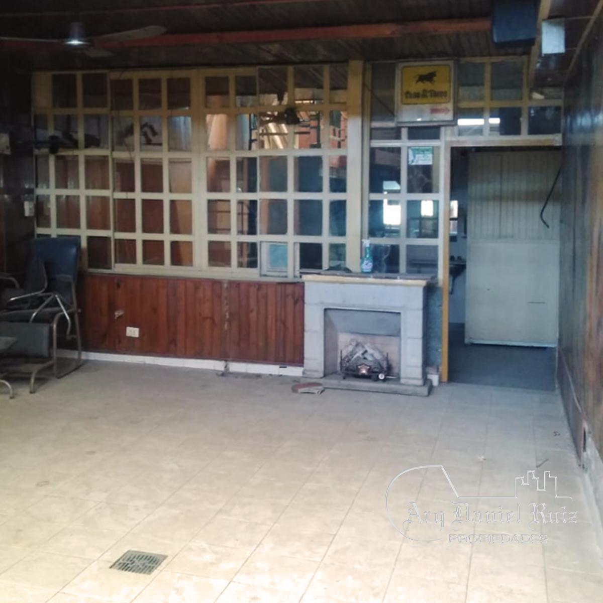 Edificio Comercial en Venta Altura Av Alem 250 1