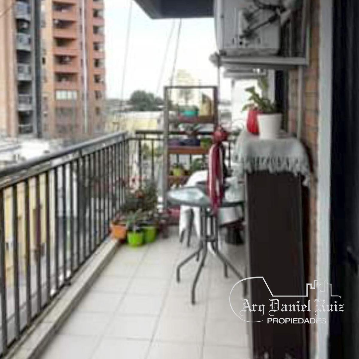 Dpto. 2 Dorm. Balcón en Moreno Al 300 ¡En Venta C/renta! 1