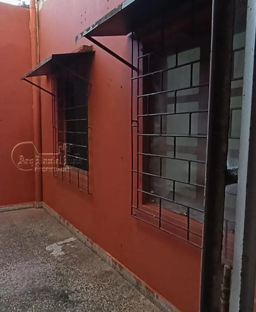 Casa 2 dormitorios con patio y terraza en Santiago 1100 4